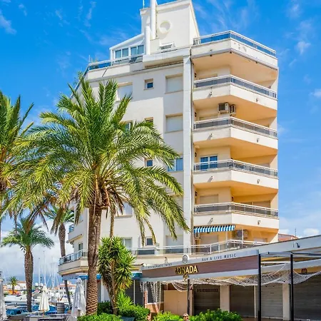 Welcs Con Terraza Y Viistas Al Mar *